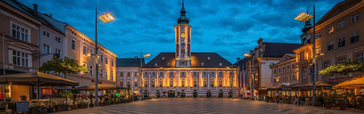 Evening atmosphere St. Pölten town hall, © Sepamedia