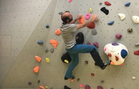 Climbing in the sports center Lower Austria St. Pölten, © Norbert Lang